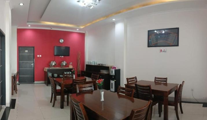 Khariz Hotel Bukittinggi Extérieur photo